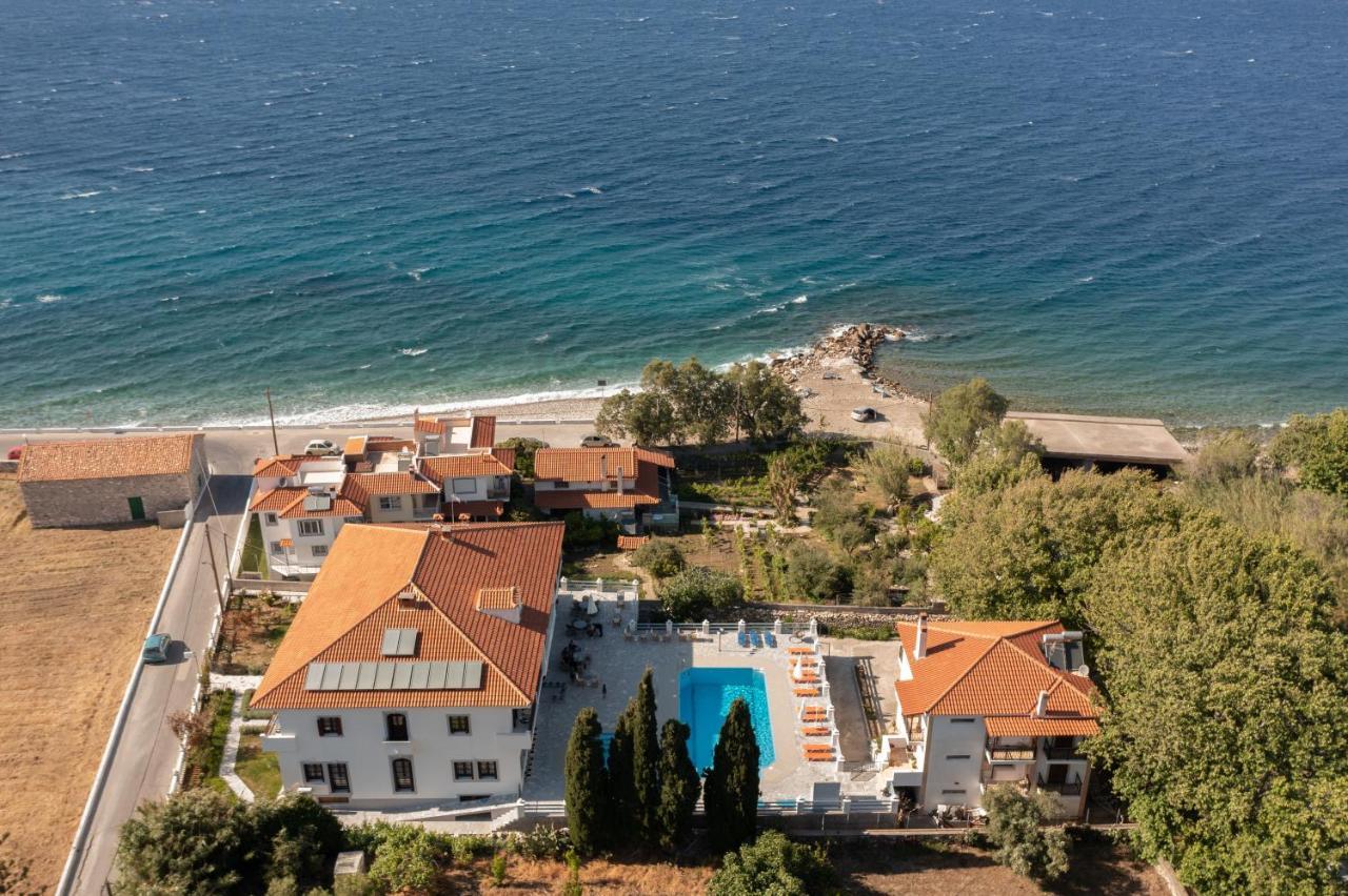 Ágios Konstantínos Iro'S Residence מראה חיצוני תמונה